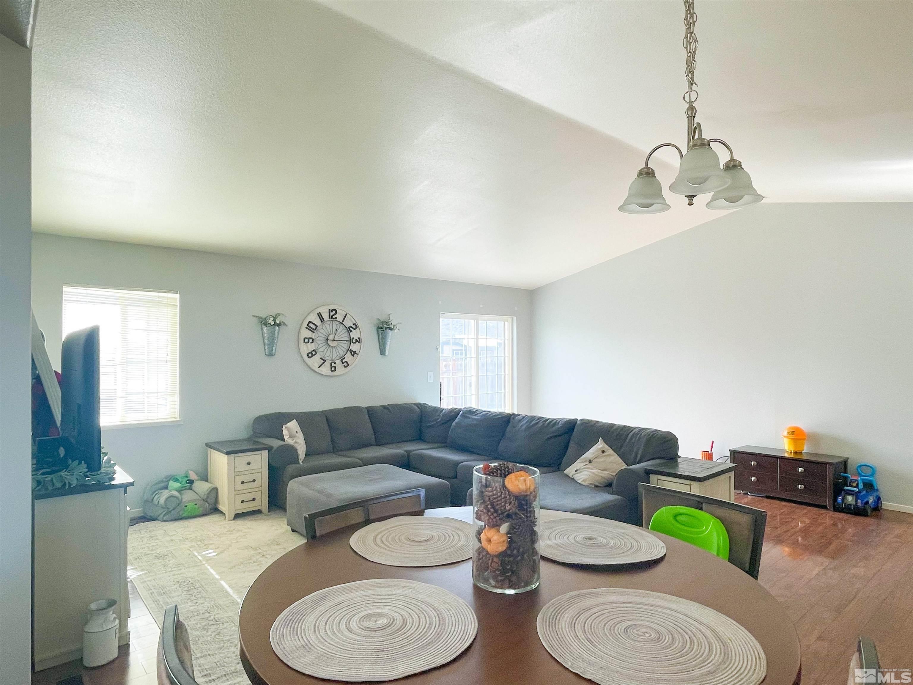 369 Dianna Way Fallon, NV 89406 - Photo 5 of 19 Photo 5