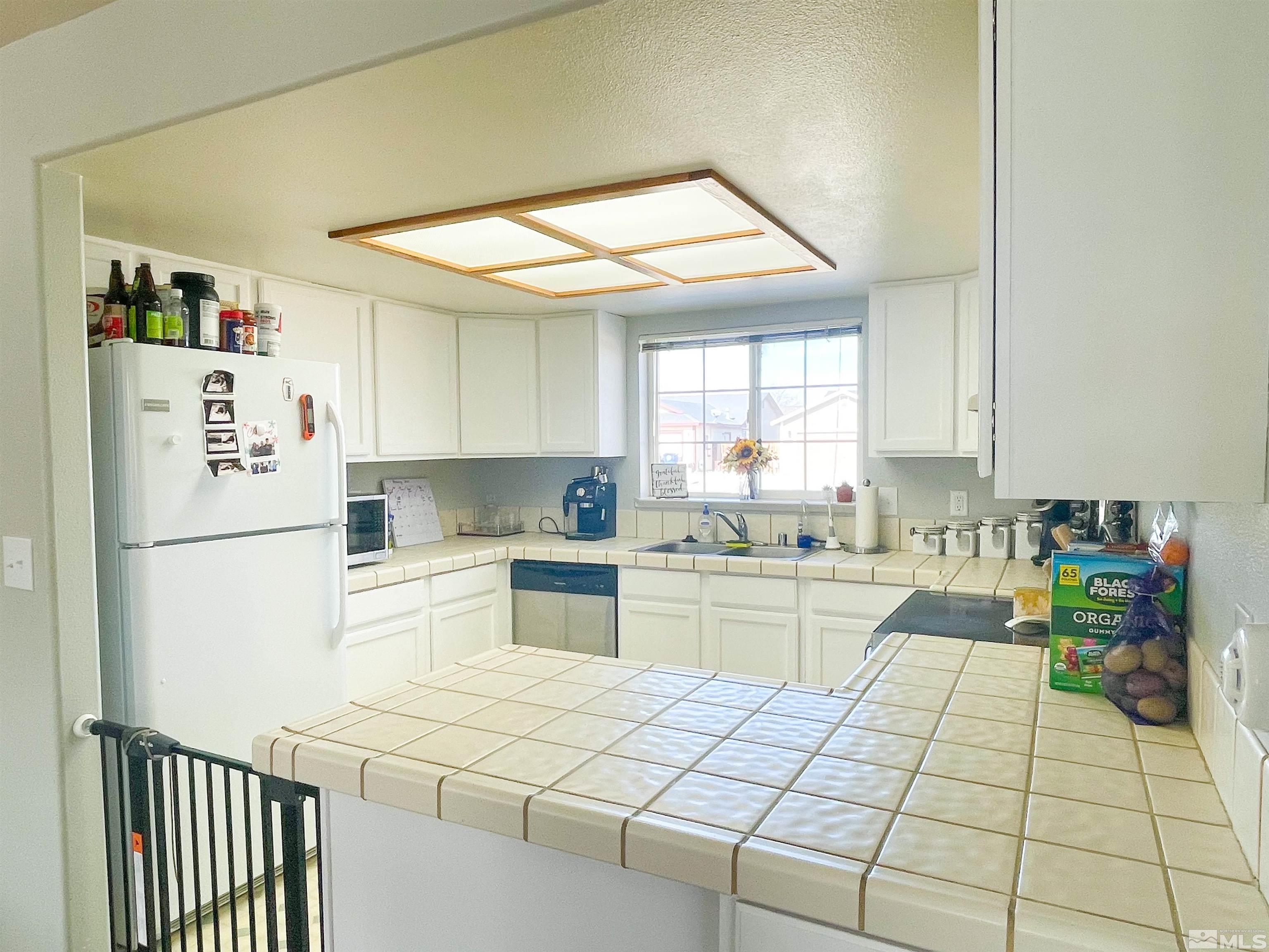 369 Dianna Way Fallon, NV 89406 - Photo 8 of 19 Photo 8