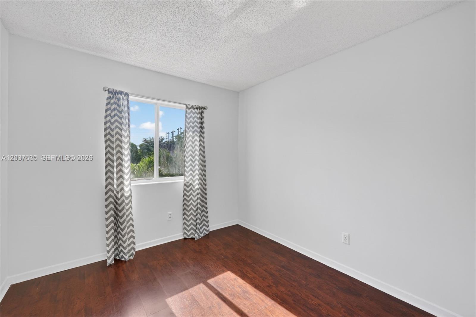 17378 Southwest 139th Court Miami, FL 33177 - Photo 23 of 36