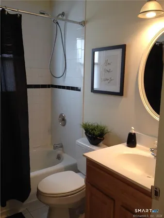 $1,400 | 15 Fordyce Court, Unit 11, New Milford, CT 06776