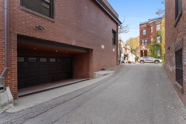 $19,500 | 136 St Botolph Street, Boston, MA 02115