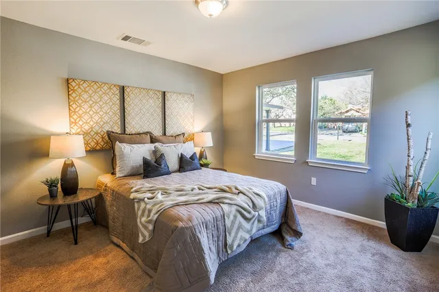 $2,995 | 407 West Odell Street, Austin, TX 78752