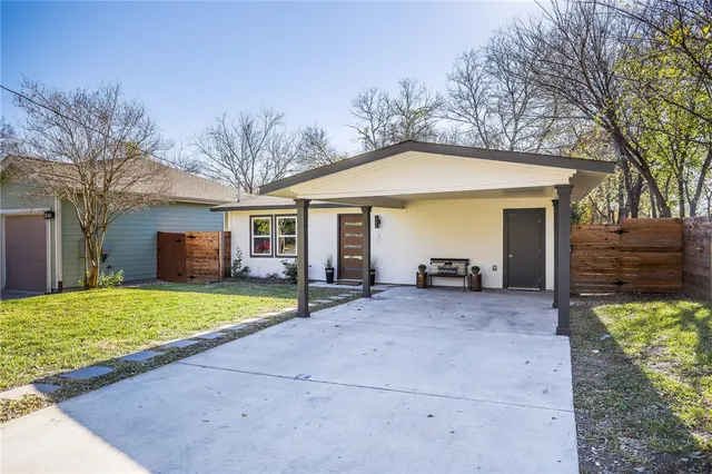 $2,995 | 407 West Odell Street, Austin, TX 78752