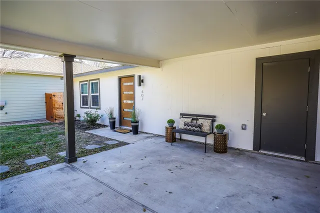 $2,995 | 407 West Odell Street, Austin, TX 78752