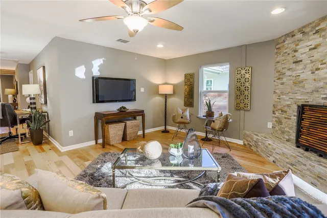 $2,995 | 407 West Odell Street, Austin, TX 78752