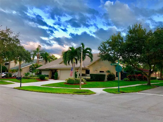$6,750 | 2662 Northwest 42nd Street, Boca Raton, FL 33434