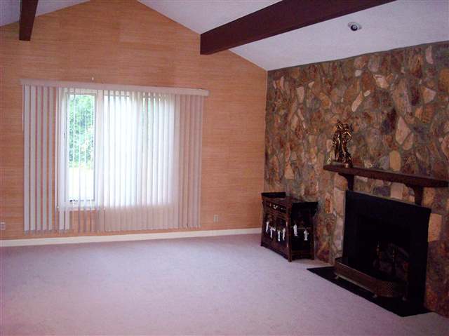 608 Roper Mountain Road Greenville, SC 29615 - Photo 7 of 21
