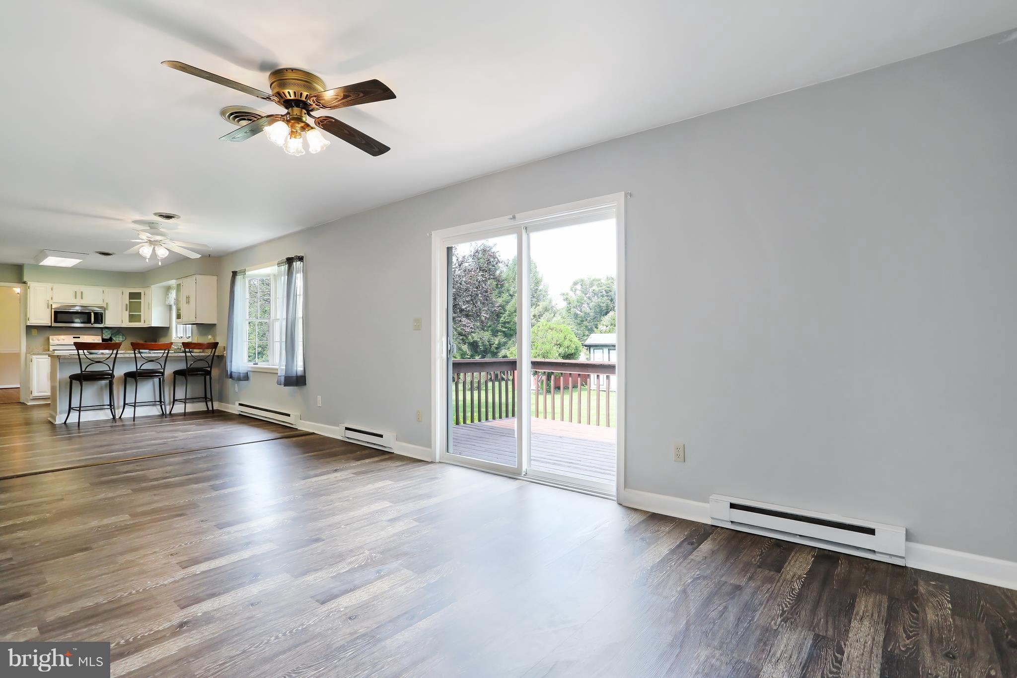 16716 Sterling Road Williamsport, MD 21795 - Photo 6 of 31 Family Room