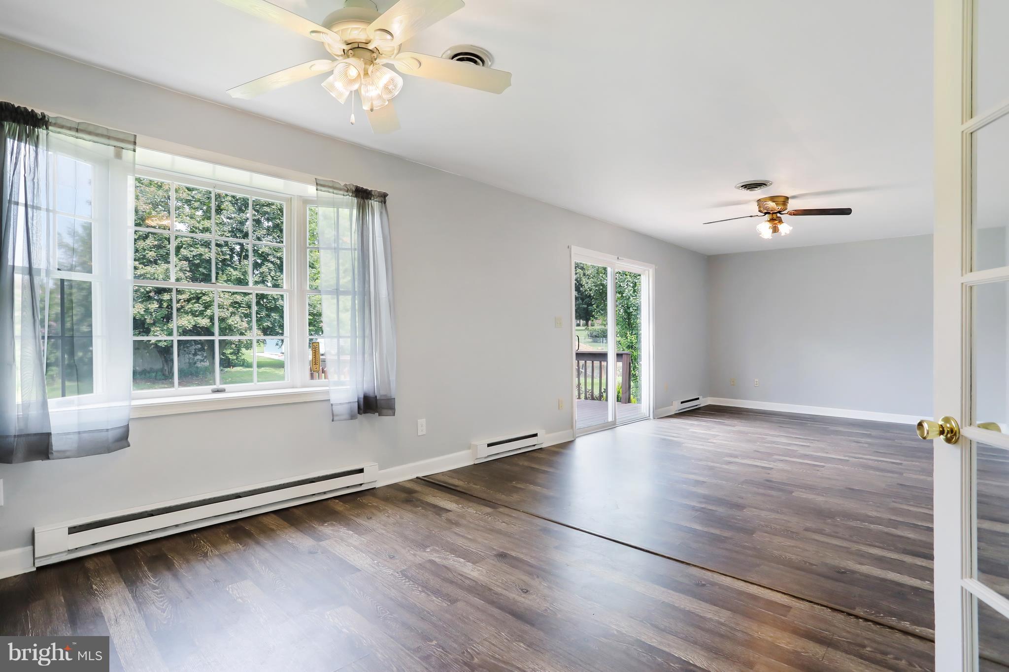 16716 Sterling Road Williamsport, MD 21795 - Photo 8 of 31 Family Room