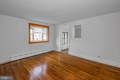 $370,000 | 601 Georges Lane, Ardmore, PA 19003