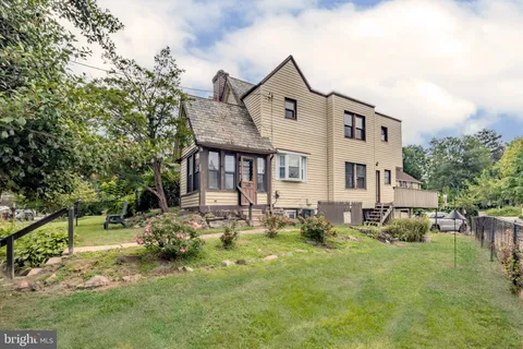 $370,000 | 601 Georges Lane, Ardmore, PA 19003