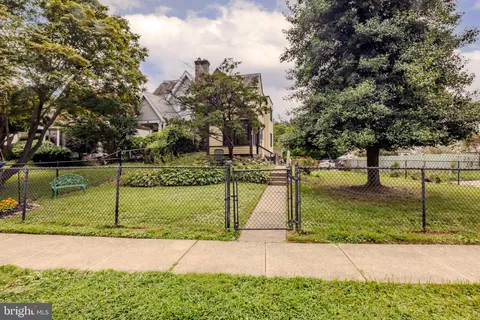 $370,000 | 601 Georges Lane, Ardmore, PA 19003