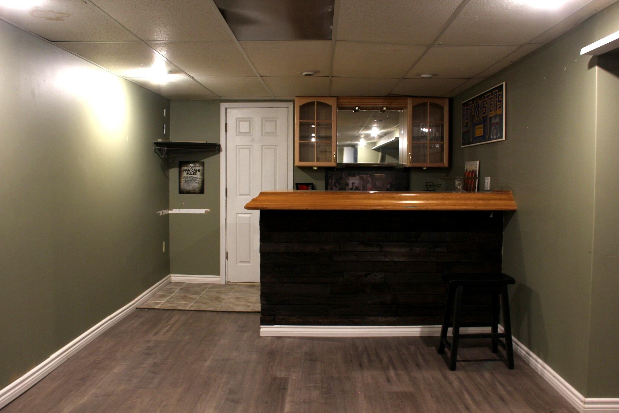 43592 Champlain Court Canton, MI 48188 - Photo 14 of 29 IMG_1442_MLS_Light