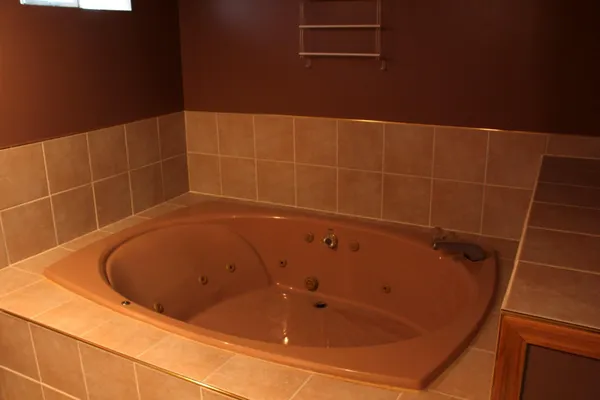 $2,100 | 43592 Champlain Court, Canton, MI 48188