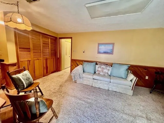 $215,000 | 264 Elm Court, Pittsburgh, PA 15237