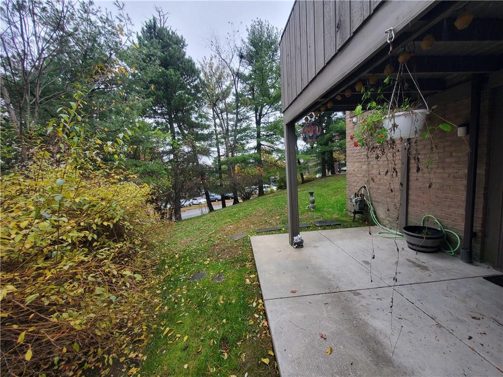 264 Elm Court Pittsburgh, PA 15237 - Photo 26 of 28 a view of a backyard with pathway