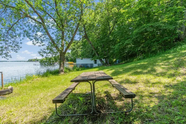 $798,500 | 2684 Cherry Ln Court Northeast, Alexandria, MN 56308