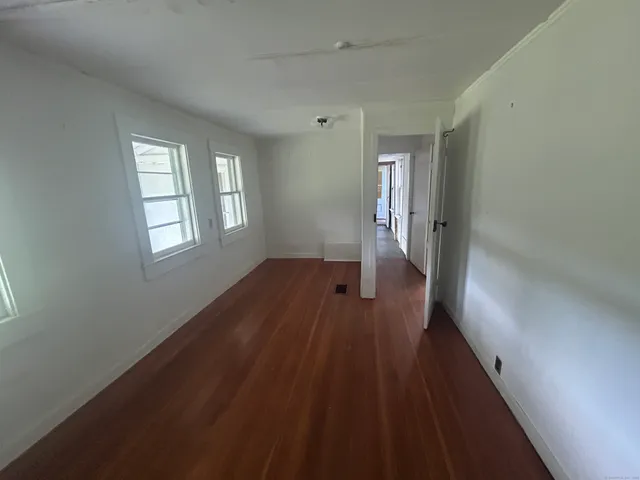 $245,000 | 34 Beacon Road, Bethany, CT 06524