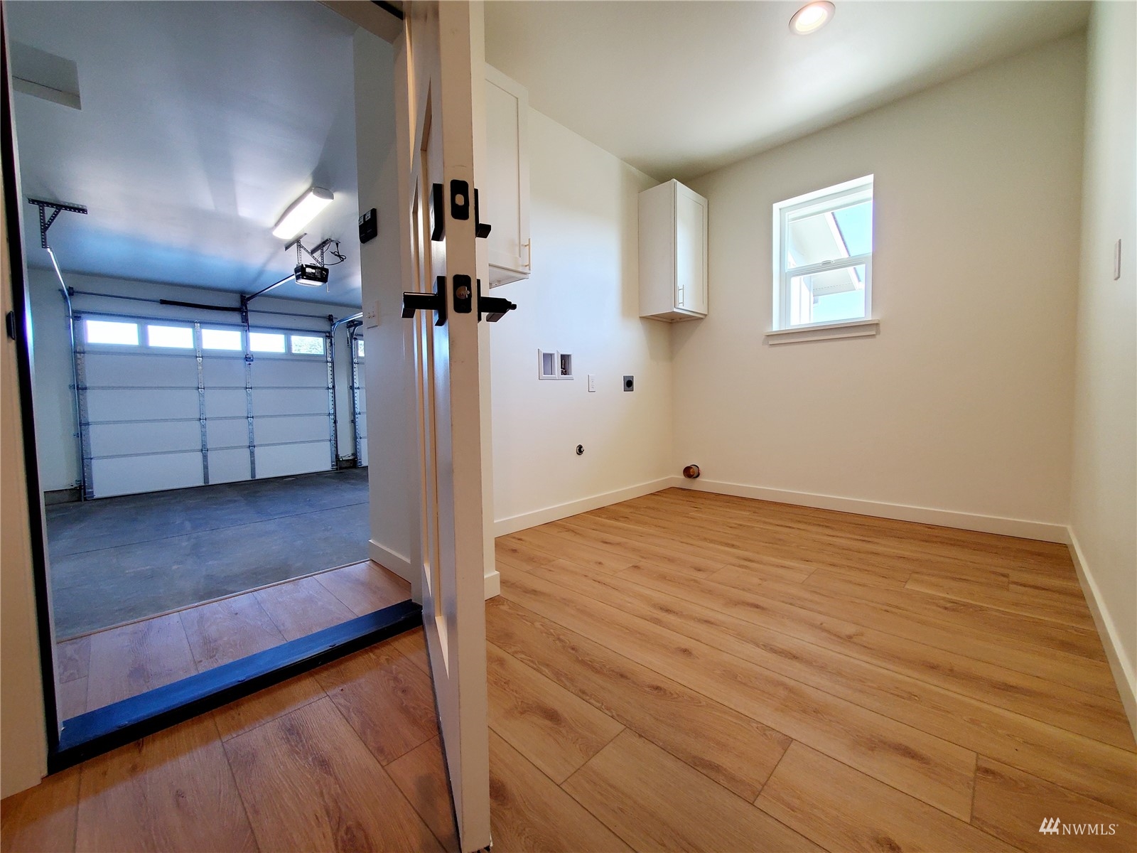 440 Merchants Road Forks, WA 98331 - Photo 20 of 27 a view of a room with gym equipment