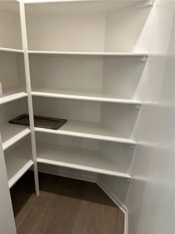 $559,900 | 1521 Southwest Hedgewood Lane, Lee's Summit, MO 64081