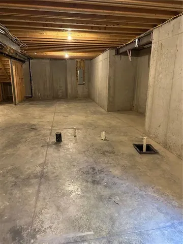 $559,900 | 1521 Southwest Hedgewood Lane, Lee's Summit, MO 64081