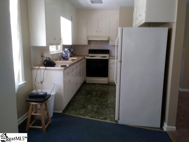 202 Ruth Drive Easley, SC 29640 - Photo 6 of 17