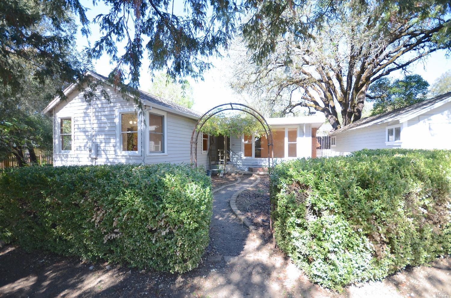 17549 Highlands Boulevard, Sonoma, CA 95476 Compass