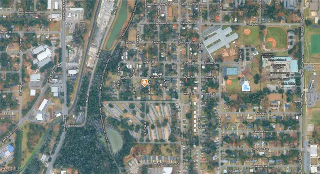 a picture of city view