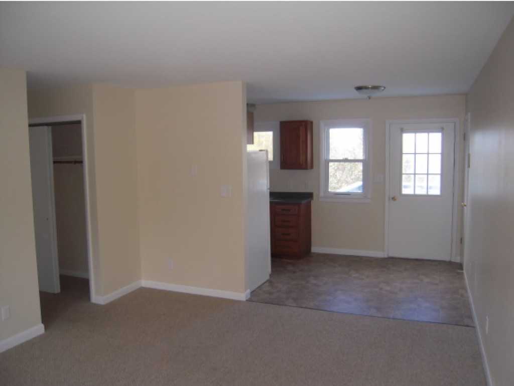 346 Bay Road Shelburne, VT 05482 - Photo 5 of 30 Gallery Image 5