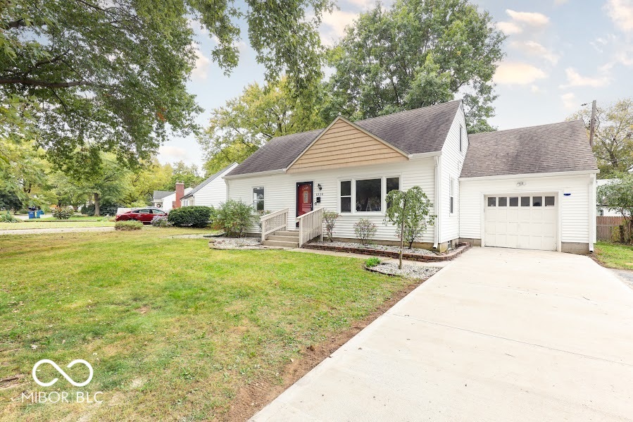 6338 Douglas Road Indianapolis, IN 46220 - Photo 2 of 23 Gallery Image 2