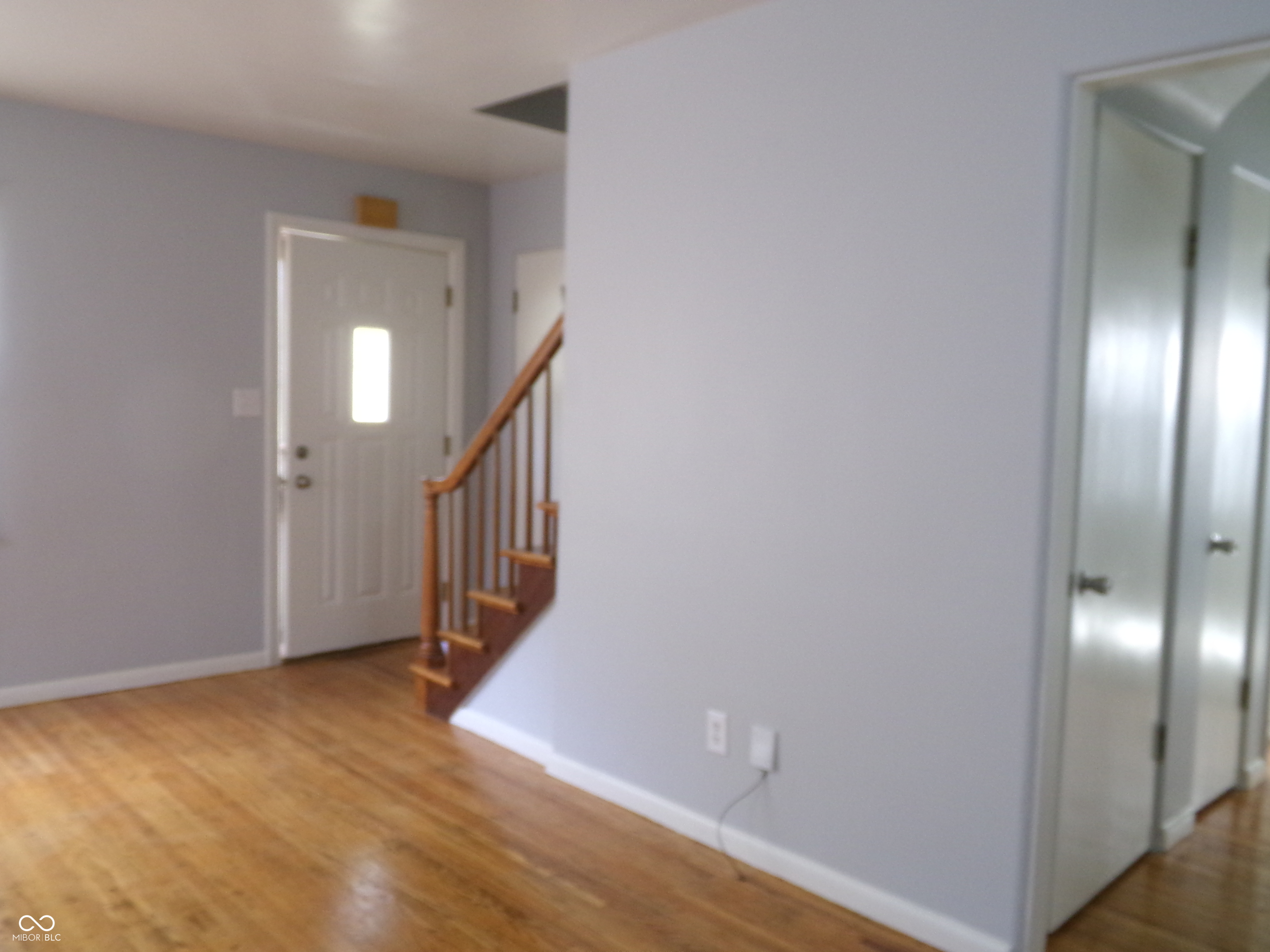 6338 Douglas Road Indianapolis, IN 46220 - Photo 3 of 23 Gallery Image 3