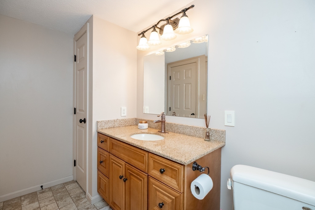 200 Locust Street, Unit 106 Lynn, MA 01904 - Photo 26 of 41