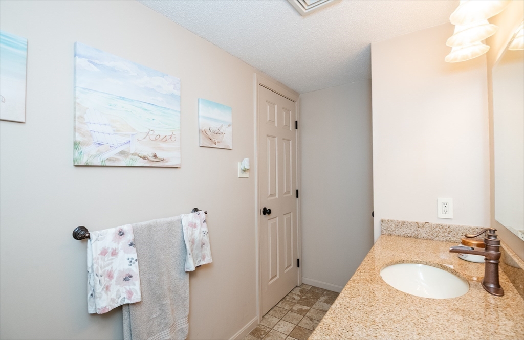 200 Locust Street, Unit 106 Lynn, MA 01904 - Photo 27 of 41