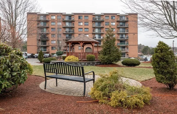 $399,999 | 200 Locust Street, Unit 106, Lynn, MA 01904