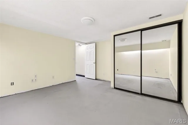 $495,000 | 15556 Country Ridge Drive, Chesterfield, MO 63017