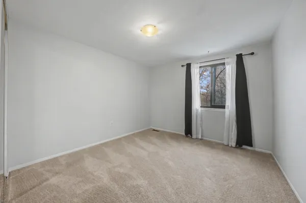 $248,000 | 1564 Charter Oak Drive, Rochester Hills, MI 48309