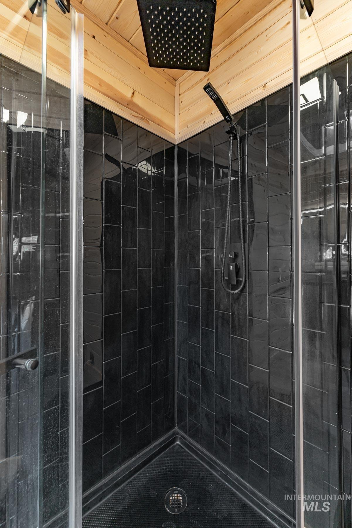 543 North Main Street Riggins, ID 83549 - Photo 26 of 46 Full bathroom featuring a shower stall