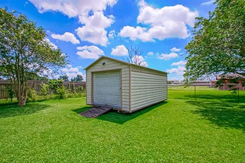 $295,000 | 114 Ballay Drive, Belle Chasse, LA 70037