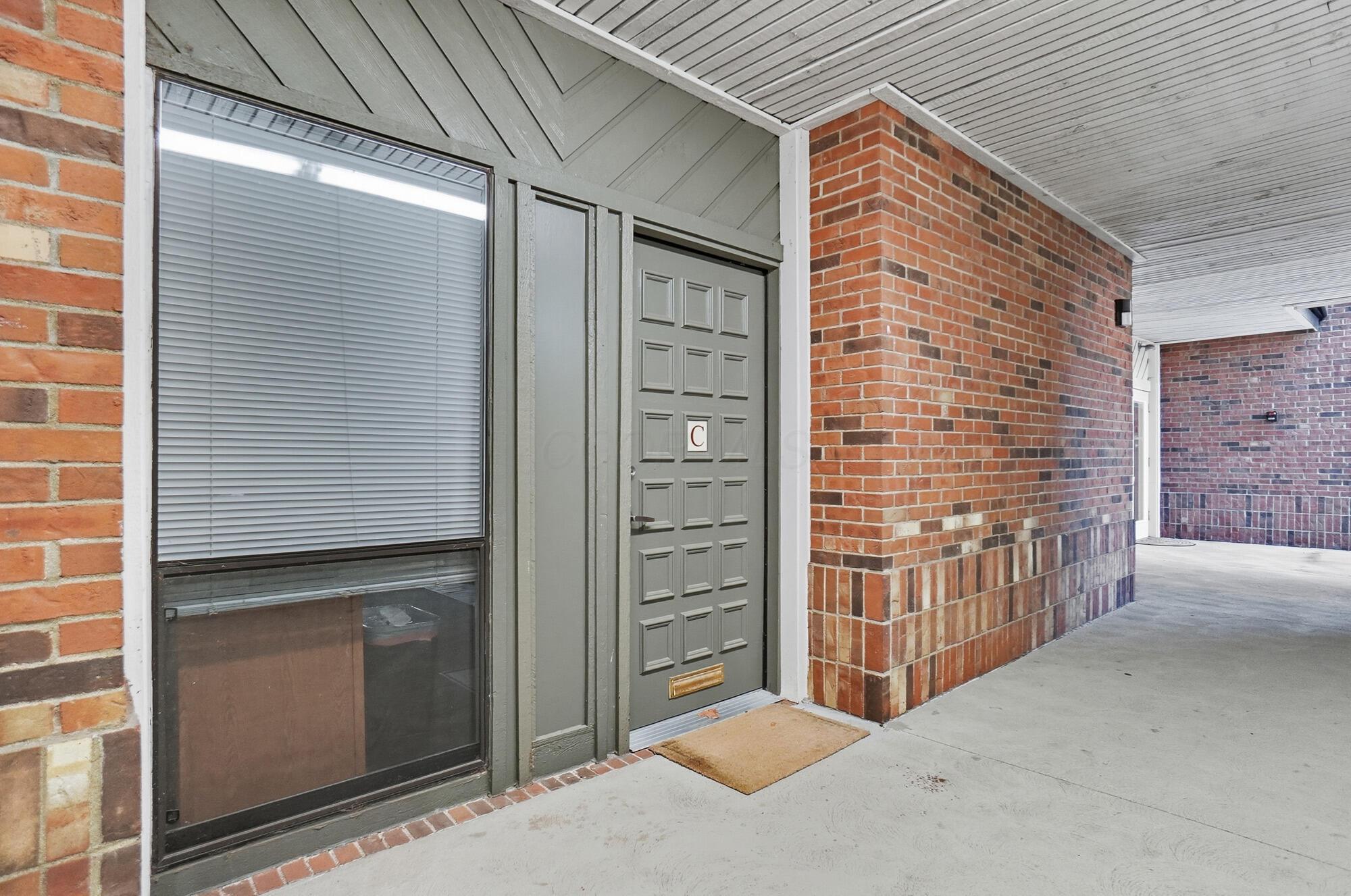4700 Reed Road Columbus, OH 43220 - Photo 17 of 42 018