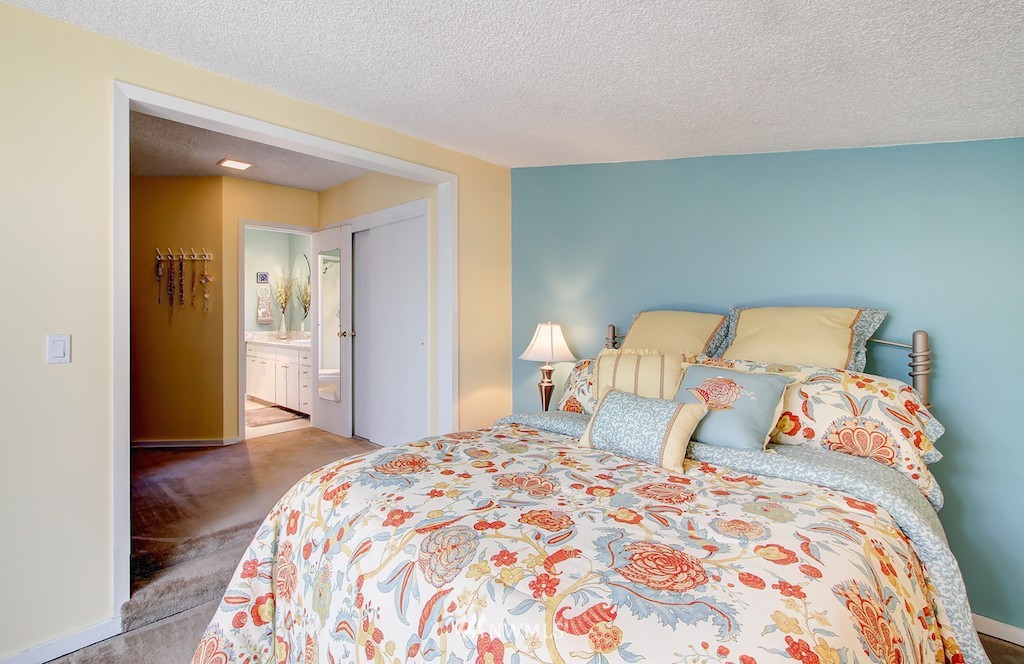 1024 North 36th Street Renton, WA 98056 - Photo 11 of 17