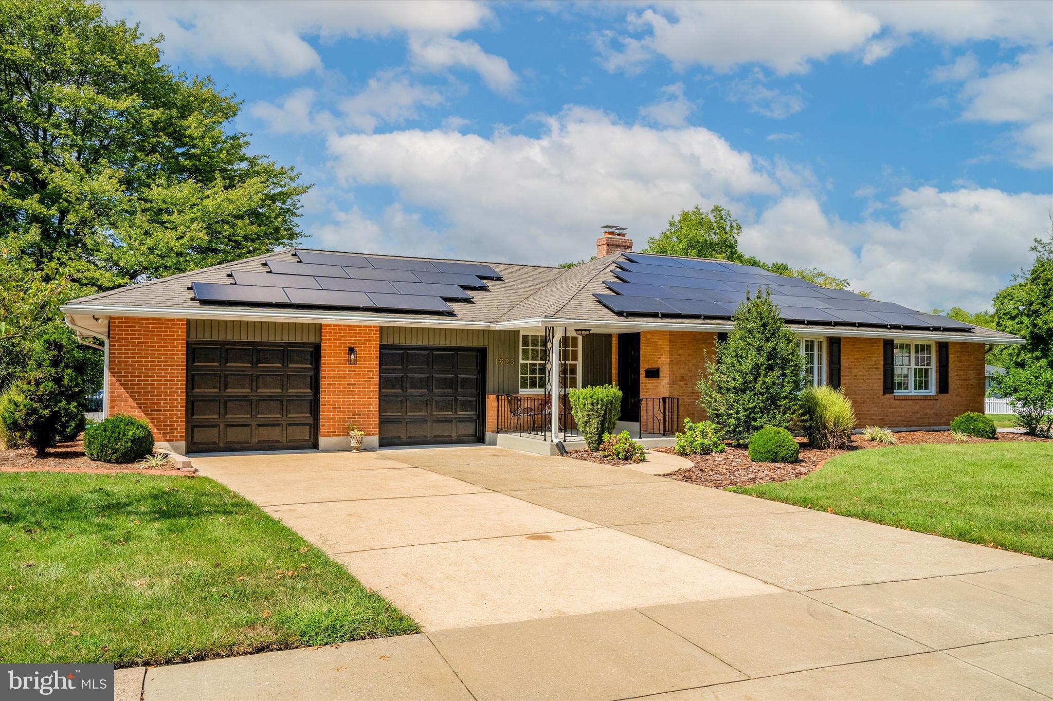 1923 Harwyn Road, Wilmington, DE 19810 Compass