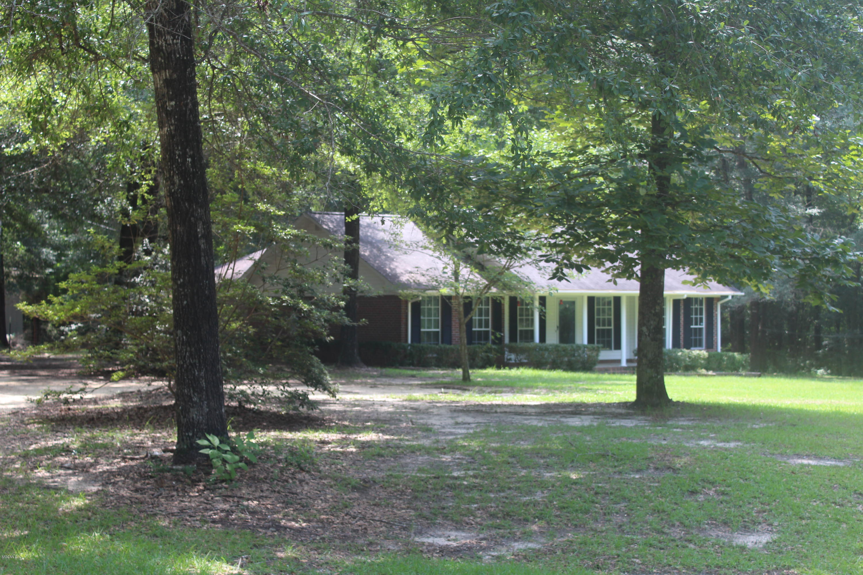 288 River Road Lucedale, MS 39452 - Photo 2 of 12 IMG_1056