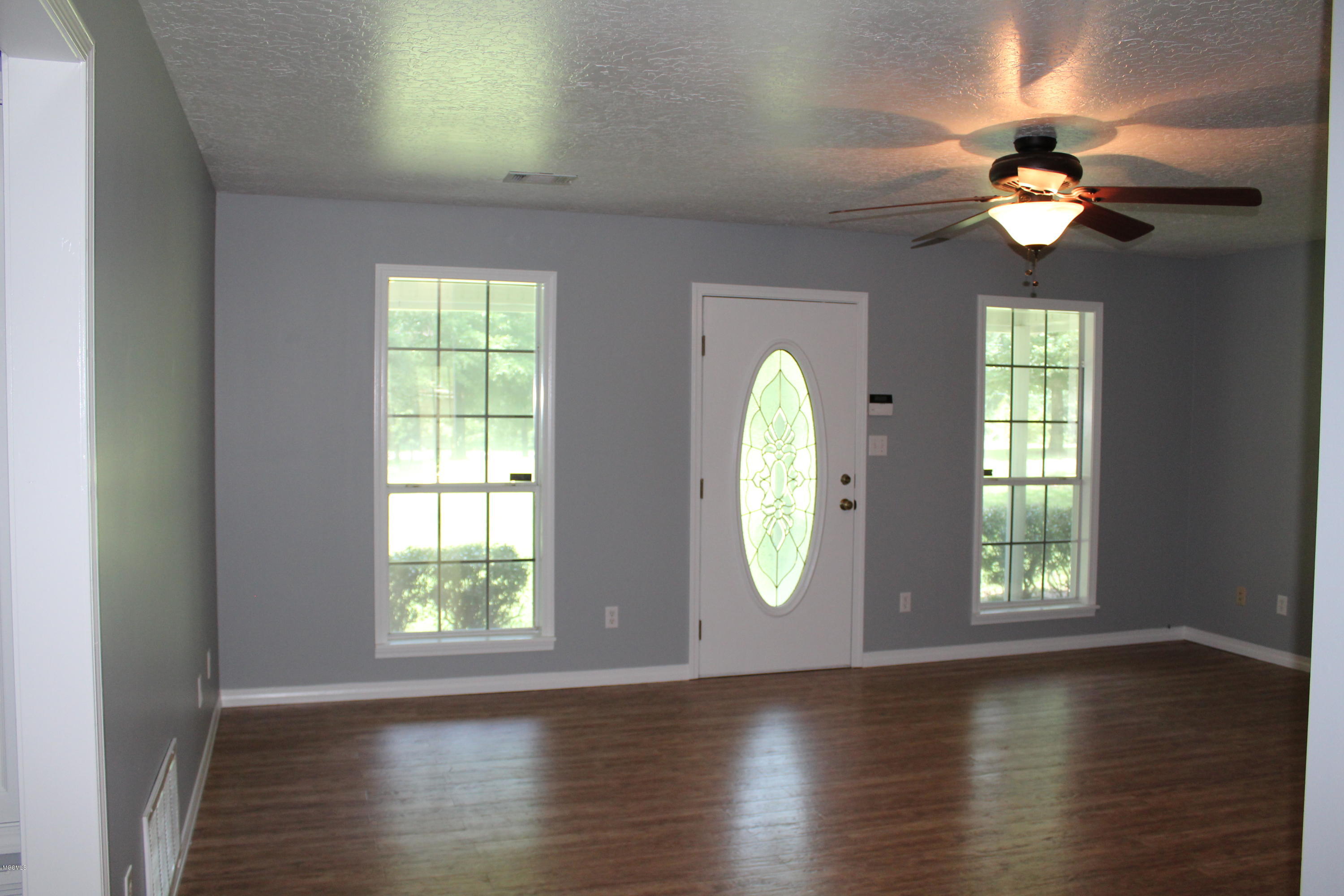 288 River Road Lucedale, MS 39452 - Photo 3 of 12 IMG_1062