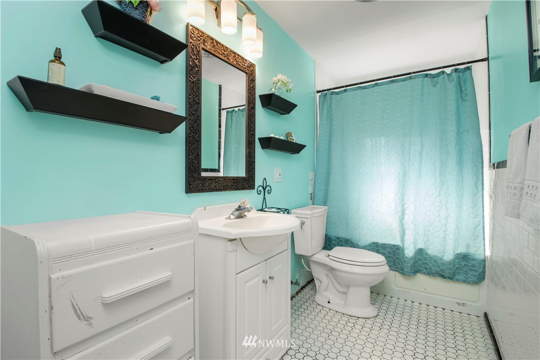 17823 Renton-Maple Valley Road Renton, WA 98058 - Photo 16 of 24