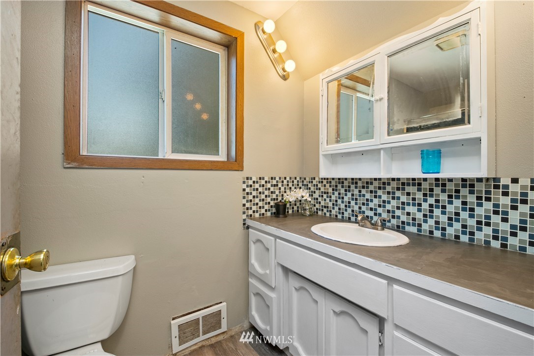 17823 Renton-Maple Valley Road Renton, WA 98058 - Photo 21 of 24
