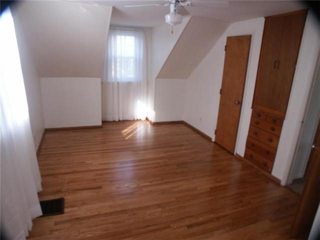 2585 Edgevale Road Columbus, OH 43221 - Photo 9 of 10