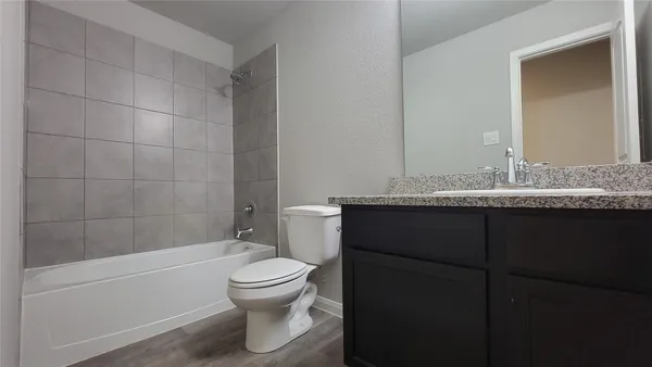 $1,500 | 15027 Sorrento Bay Court, Willis, TX 77318