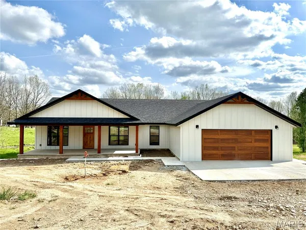$289,900 | 10740 Hannah Lane, Plato, MO 65552