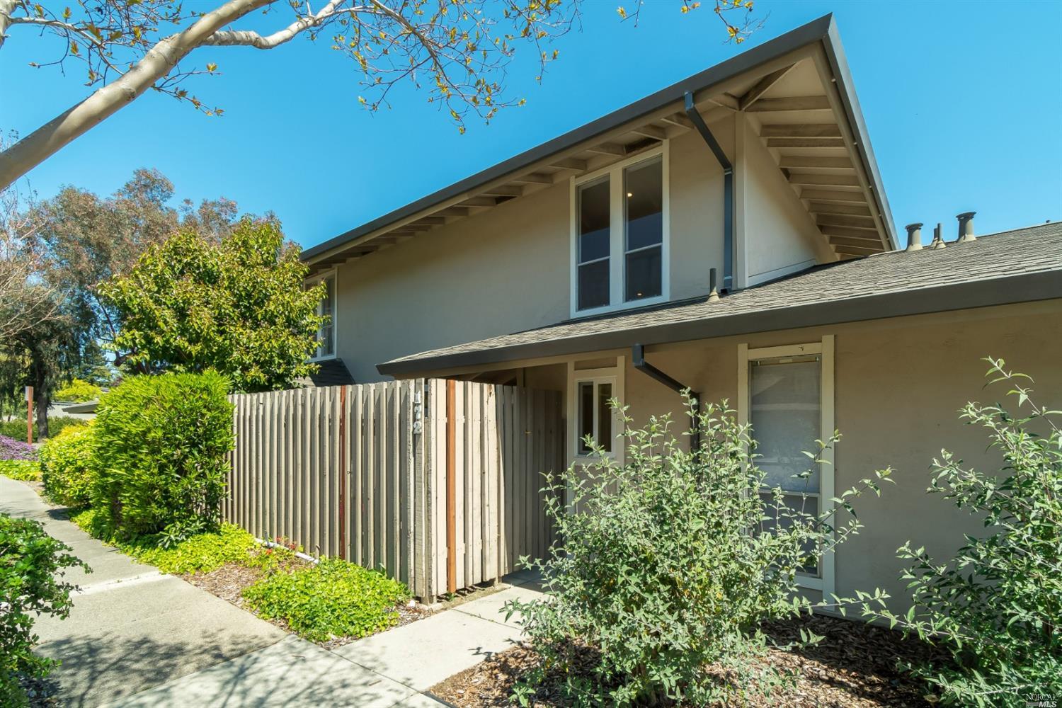 172 Roundtree Boulevard San Rafael, CA 94903 - Photo 1 of 1 Gallery Image 1