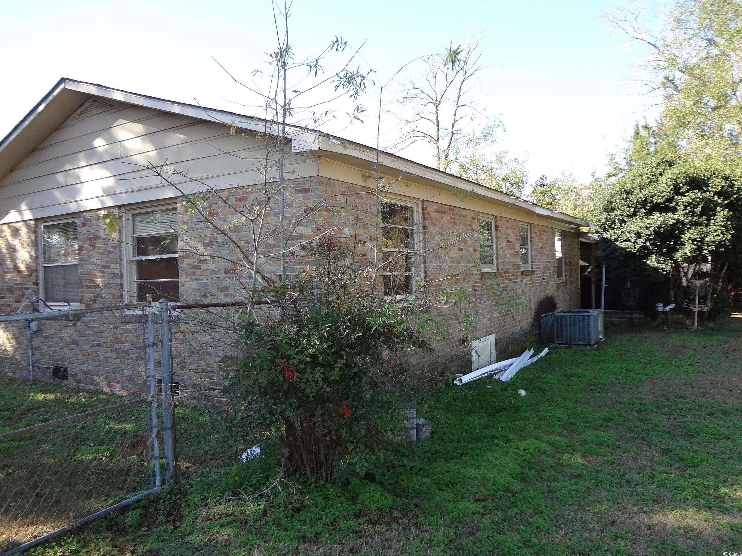 105 East Cherry Street Andrews, SC 29510 - Photo 12 of 26